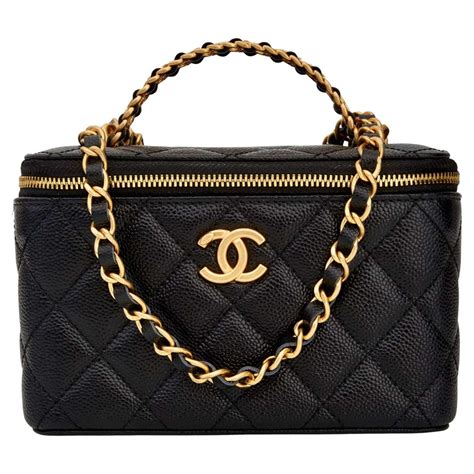 chanel vanity case with handle|Chanel sac vanity price.